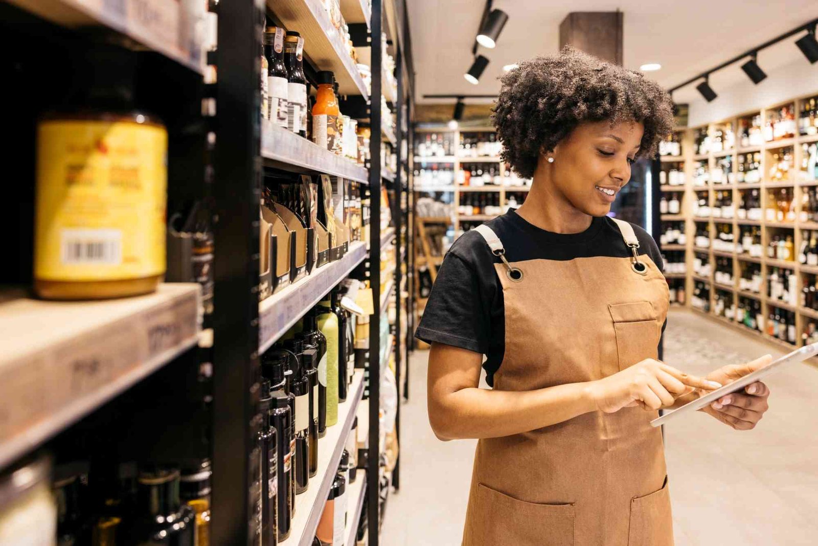 Cara Mengelola Stok Barang Dalam Bisnis Retail