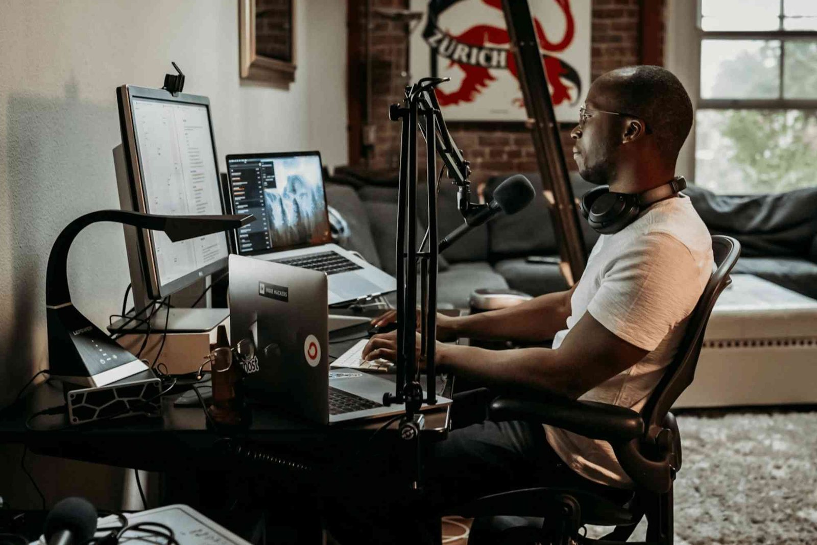 Podcast Populer: Topik Seru yang Cocok untuk Didengar