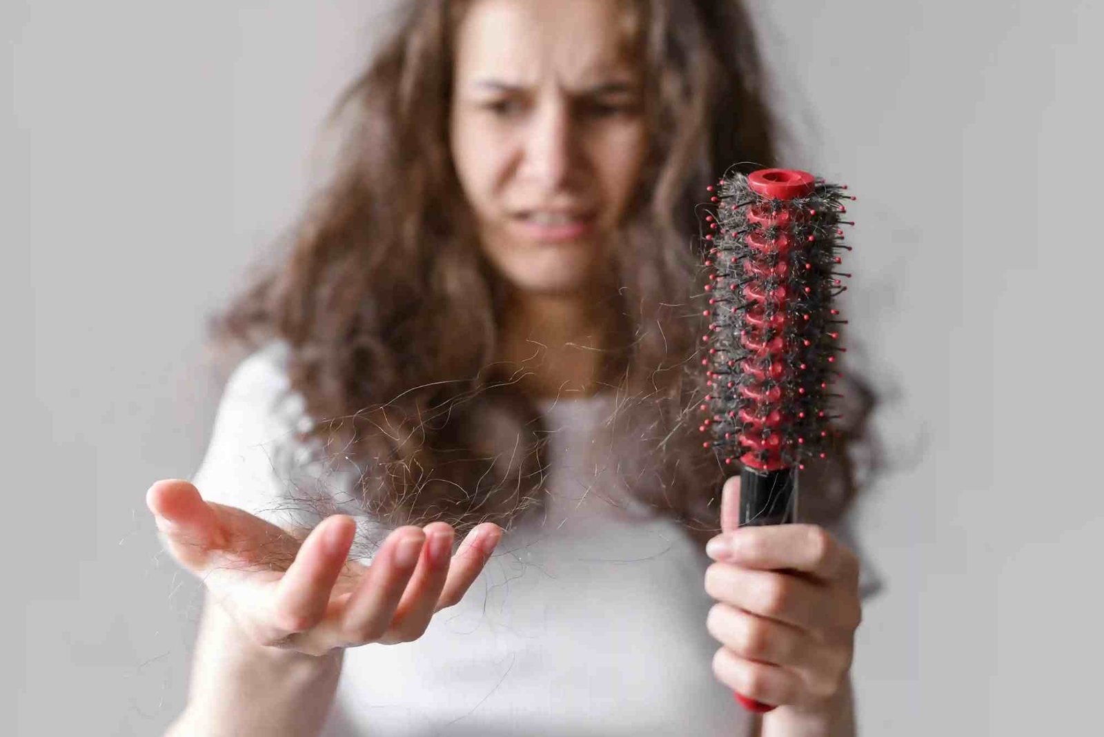 Tips Merawat Rambut Rontok dengan Lebih Baik